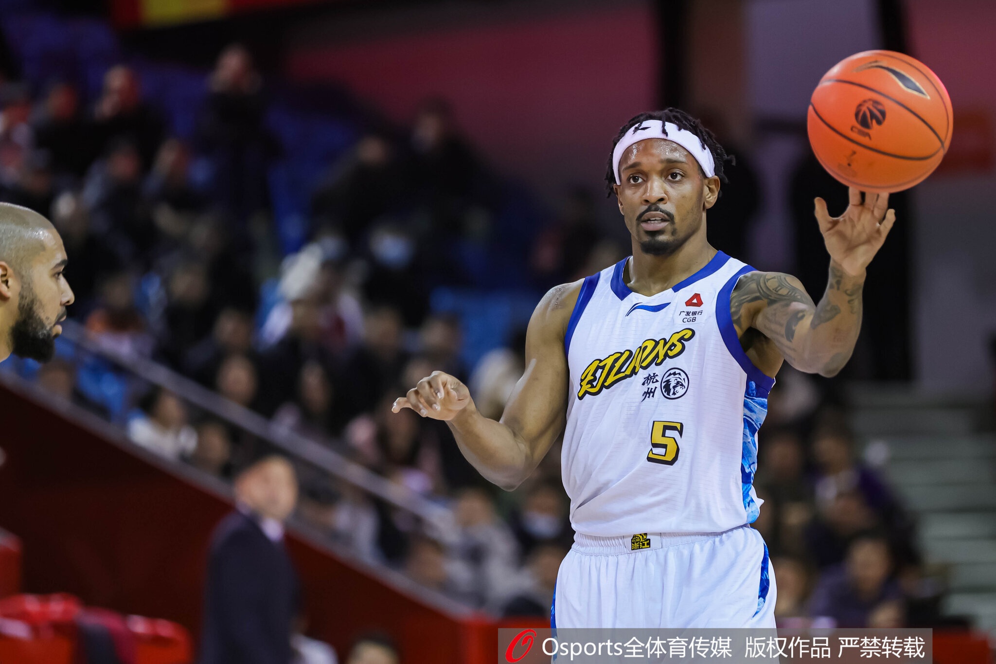 首钢出价比山东男篮高+听取布朗意见 最终选定首钢